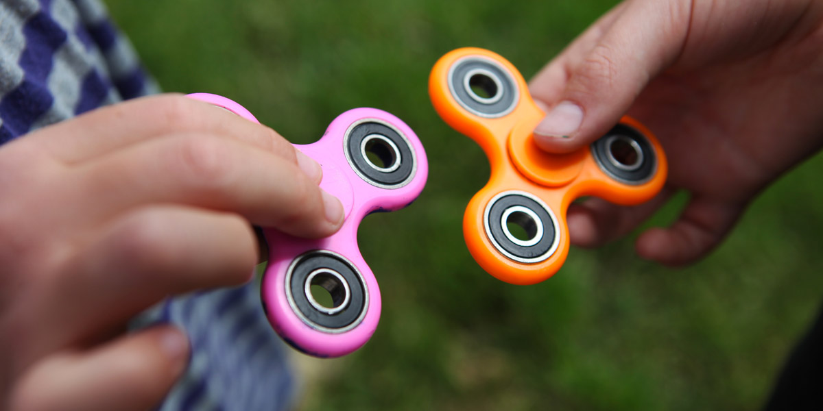 The hand spinner, the unexpected phenomenon that invades recreation courses